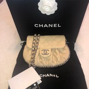 CHANEL MINI CHAIN AROUND CROSSBODY BAG